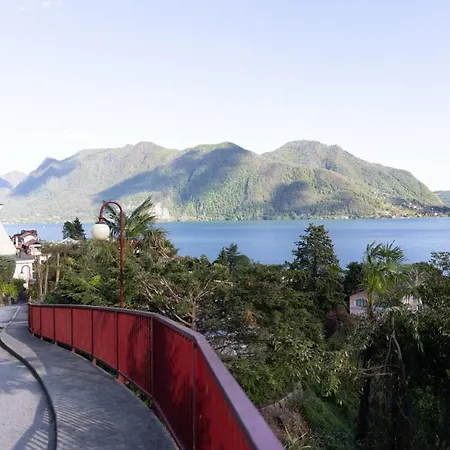 La Selva And Woods 公寓