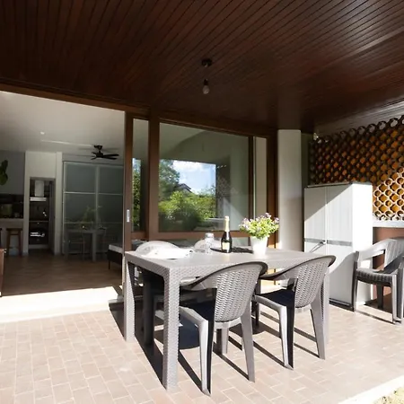 La Selva And Woods Apartment *